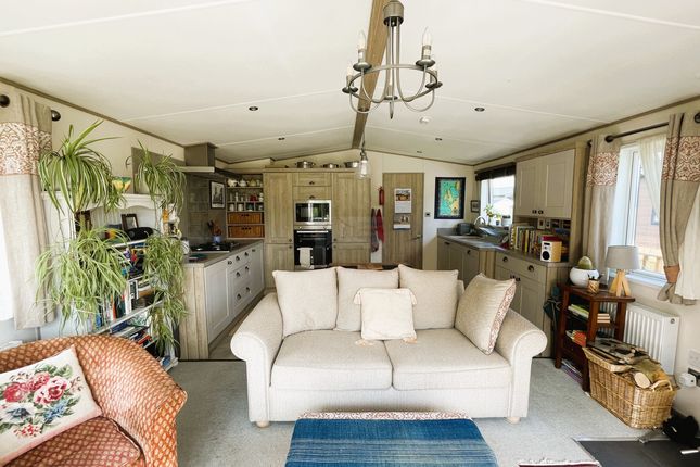 36 Findhorn Park, Forres photo 4