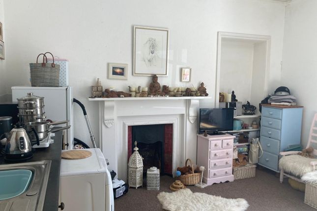16a, Morrab Place, Penzance  photo 2