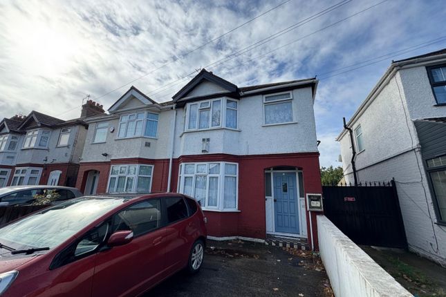 Large 1 Bedroom 1st Floor Flat