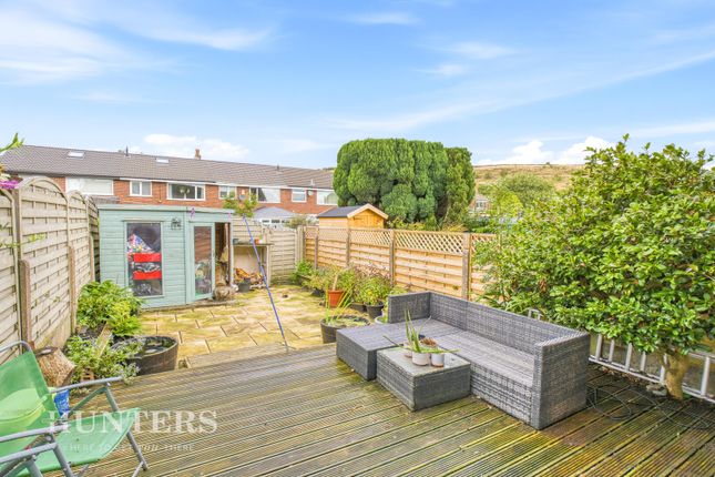 12, Ashbourne Close, Wardle photo 4
