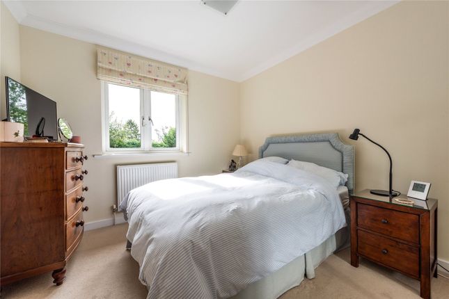 Flat for sale in Park Lane East, Reigate, Surrey