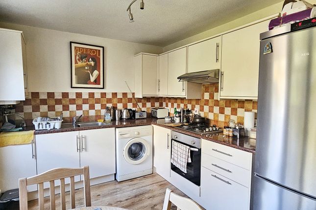 27, Hammond Way, Hammond Way photo 2