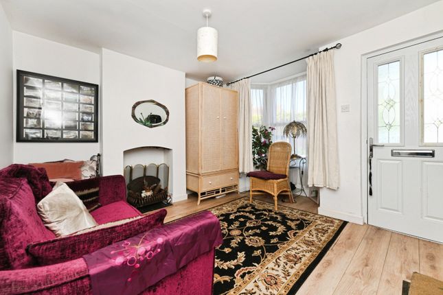 1, Alexandra Road, Essex photo 4