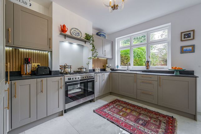 Bickley Crescent, Bickley photo 3
