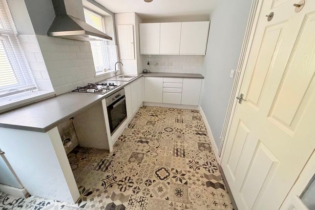 54 Fforchaman Road, Aberdare photo 4