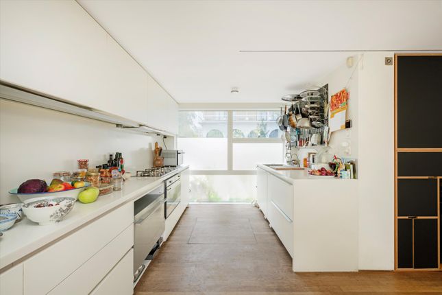 3, Hawtrey Road, London photo 3