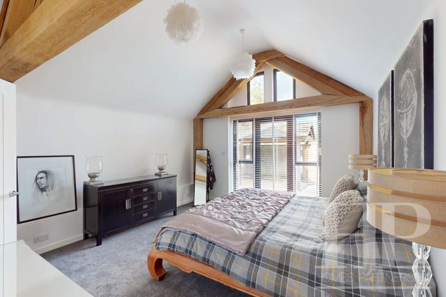 Barn conversion for sale in Turners Hill Road, Worth