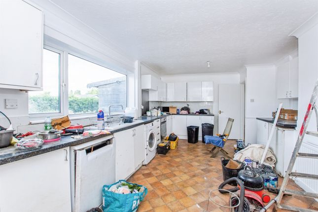 334, Smeeth Road, Wisbech photo 4