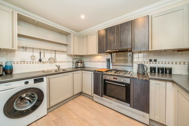 Flat 21, Osiers Court, Steadfast Road, Kingston Upon Thames photo 3