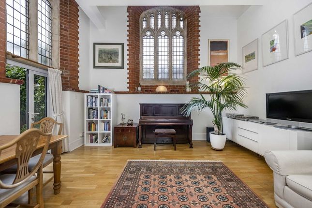 Flat for sale in Tytherton Road, London