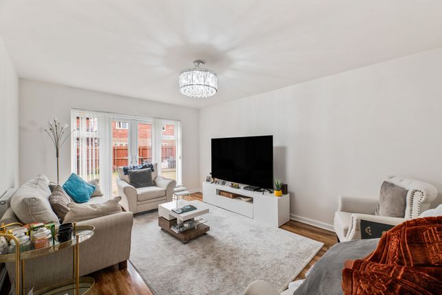 1 Broadstone Close, Warrington photo 4