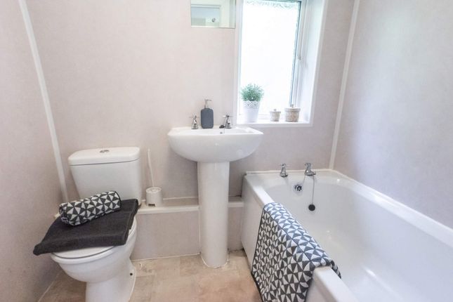 Terraced house to rent in Stanmore Mount, Leeds
