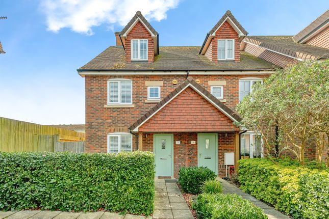 9, Springfield Close, Redhill photo 2