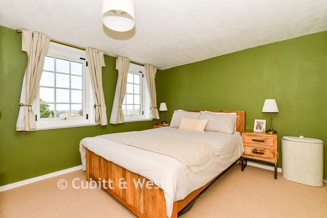 Rockhall Cottage, High Street, Uckfield photo 3