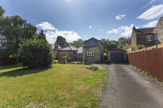 Detached house for sale in Beaumont Park Road, Beaumont Park, Huddersfield