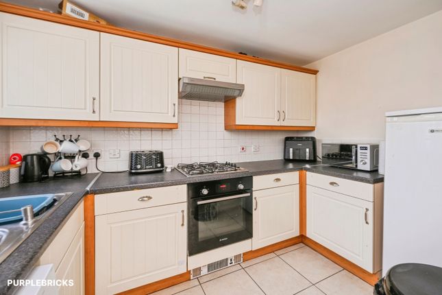 25, Lingfield Close, Bootle photo 2