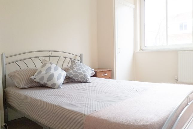 ROOM B, ARNOLD ESTATE, DRUID STREET, London photo 3