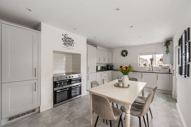 11 Cadwgan Road, Colwyn Bay photo 4