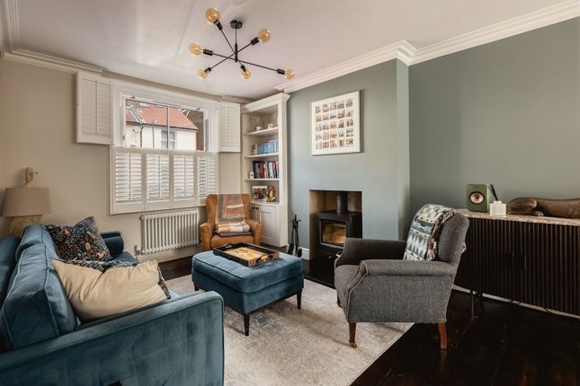 23, Markenfield Road, Guildford photo 3