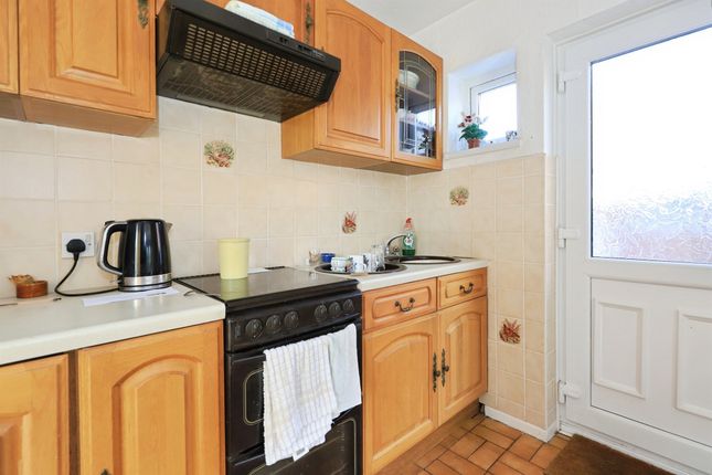 8, Four Ashes Road, Stafford photo 5