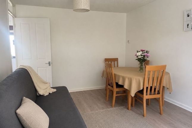 6, Banesberie Close, Banbury photo 4