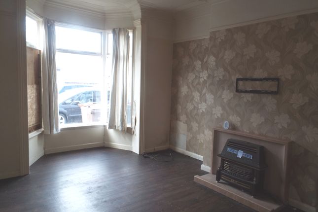 Terraced house for sale in Park Grove, Princes Avenue, Hull