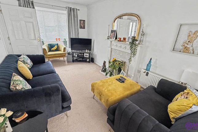 18, Triumphal Crescent, Plymouth photo 3