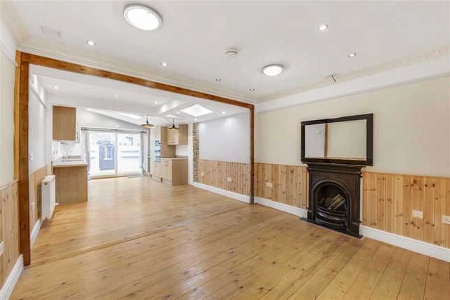 27, Stanley Gardens Road, Teddington photo 3