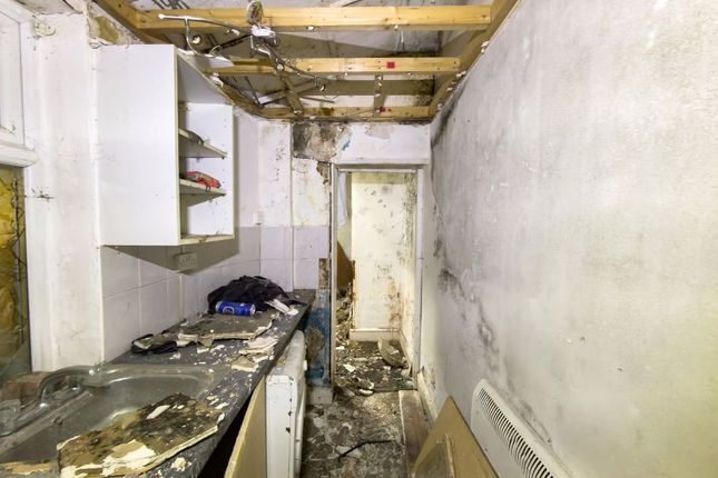 14 Henry Street North Murton, Seaham photo 3