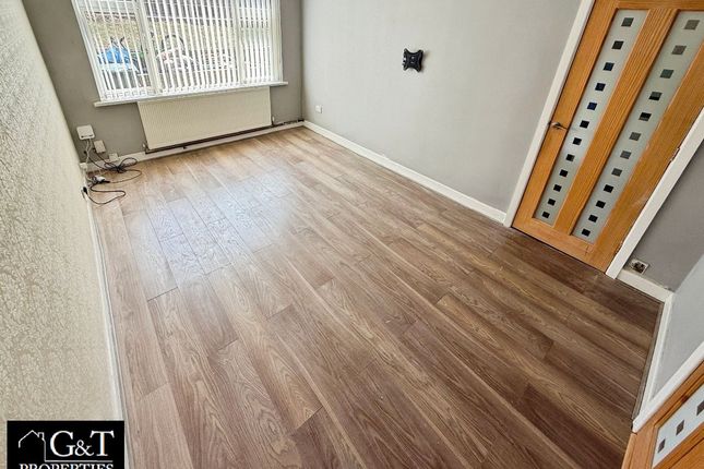 22 Jury Road, Brierley Hill photo 2