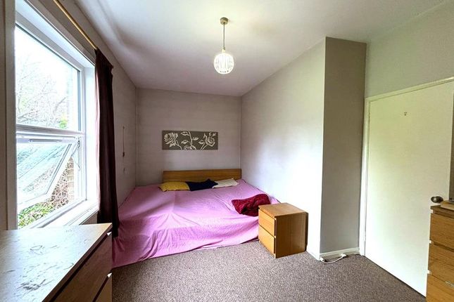 Flat to rent in St Germans Road, Forest Hill, London