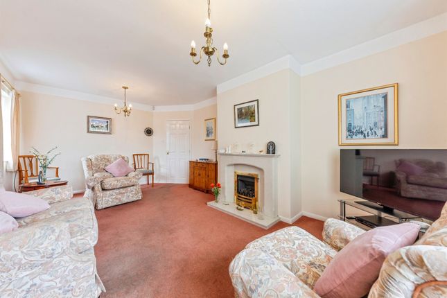 54, Winchester Road, Grantham photo 2