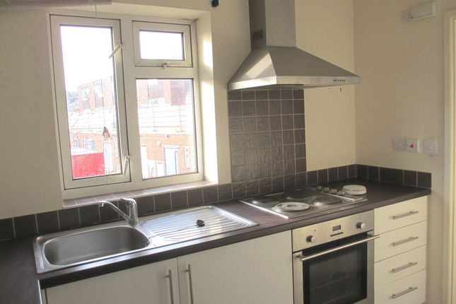 Flat 1, 67B St. Johns Street, Godalming photo 3
