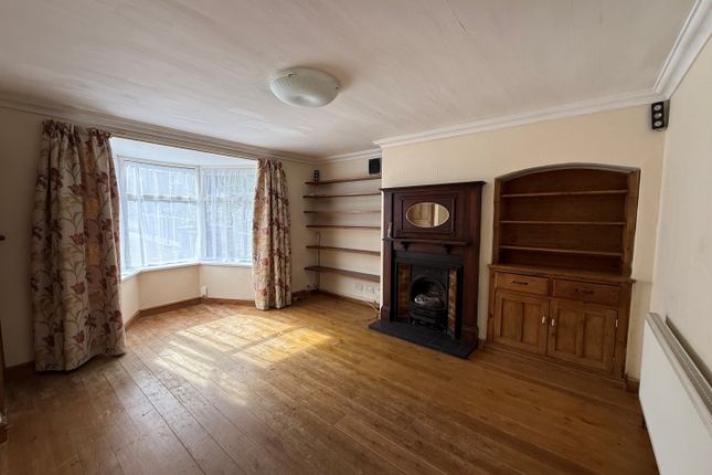 13, Pineapple Road, Birmingham photo 4