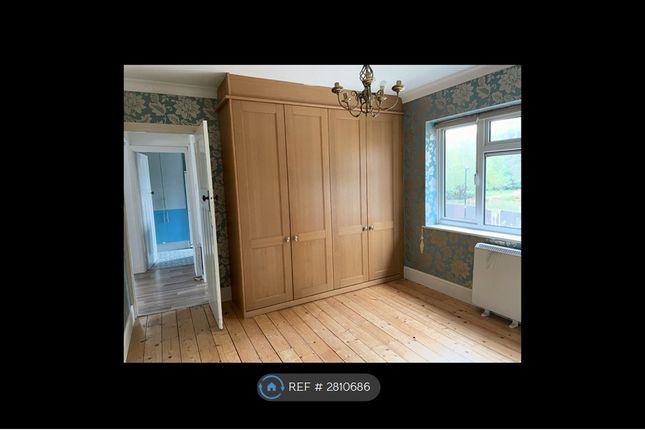 Cavendish Avenue, Ealing, London photo 3