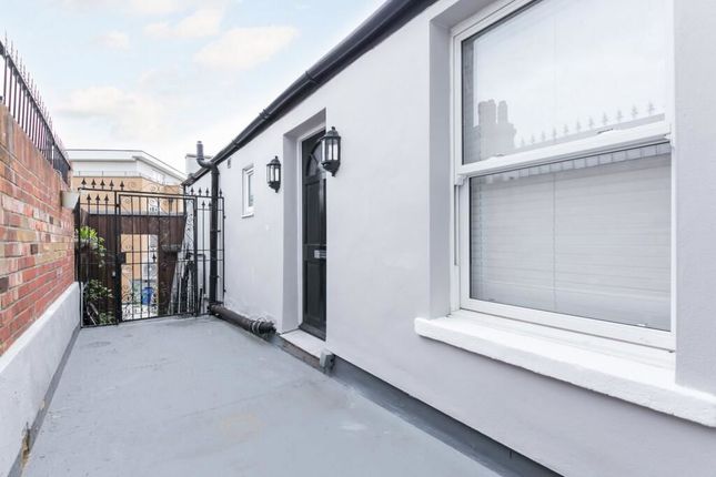 Thumbnail Maisonette for sale in Lower Addiscombe Road, Addiscombe, Croydon