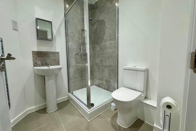 Flat 16, Waterside Place, Taunton photo 3
