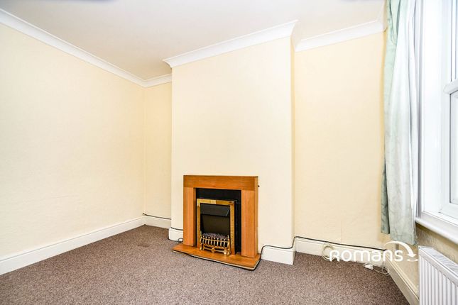 102, Rodbourne Road, Swindon photo 3