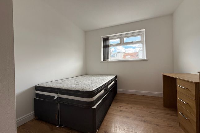 68, Maindy Road, Cardiff photo 5