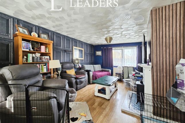 43, Montgomery Road, Hampshire photo 4