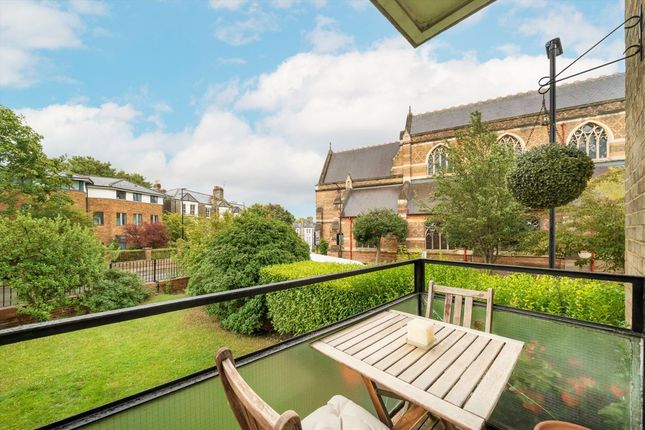 Flat 1, Crest View, 47, Dartmouth Park Hill, London photo 4