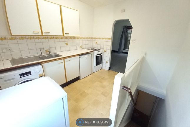 Flat, Week Street, Maidstone photo 3