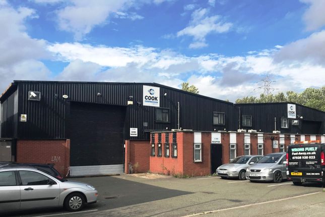 Warehouse to let in Units 2/4 Telford Road, Thornton Road Industrial Estate, Ellesmere Port
