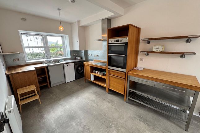 37 High Street, Innerleithen, EH44 6HD, Innerleithen photo 2