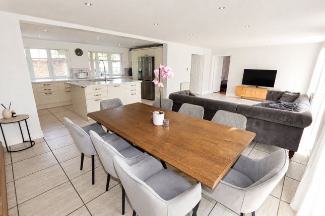 276, Oakley Road, Corby photo 4
