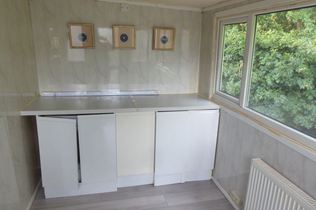 17, Newlands Park, Bedmond Road, Bedmond, Abbots Langley photo 4
