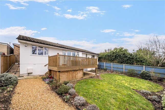 27, Carisbrooke Court, Hampshire photo 3