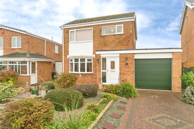 3-bed detached on Penrhyn Beach East, Llandudno, £325,000
