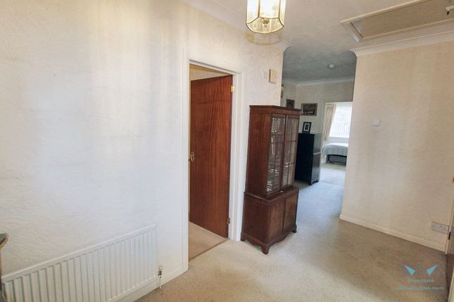 Flat 7 Grosvenor Court, 22 Grove Road, Bournemouth photo 2