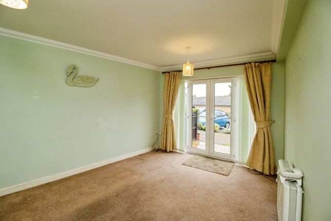Sandringham Court, London Road, Benfleet photo 2